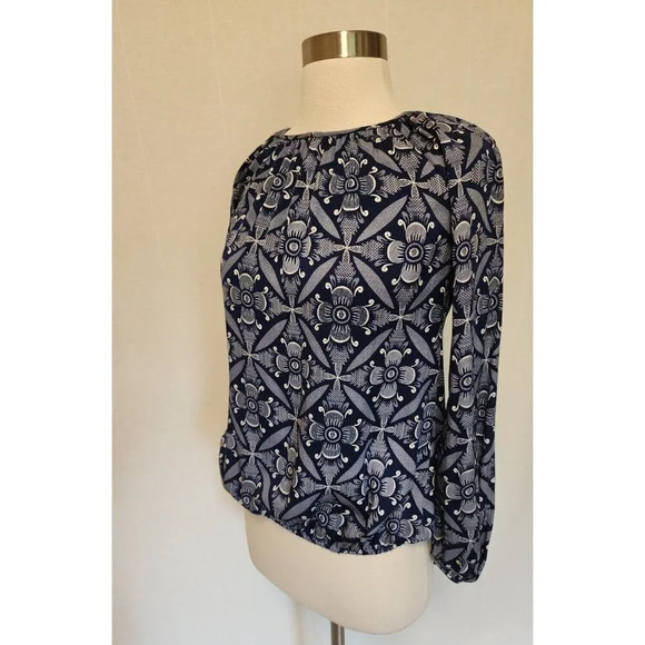 Diane‎ Von Furstenberg Blue Printed Blouse Size Petite Elastic Waist - Picture 4 of 7